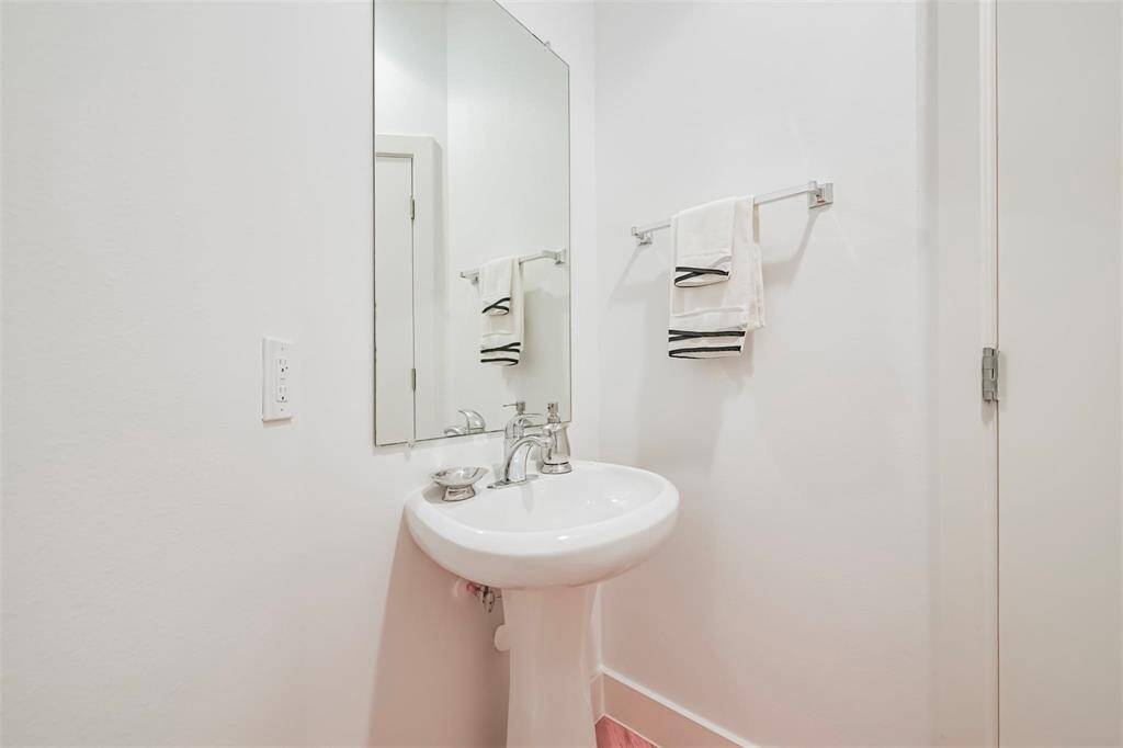 Adorable half bath