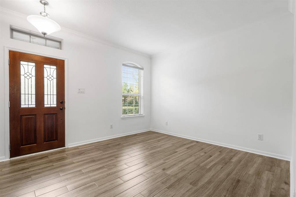 Flex room by the entrance of the house.