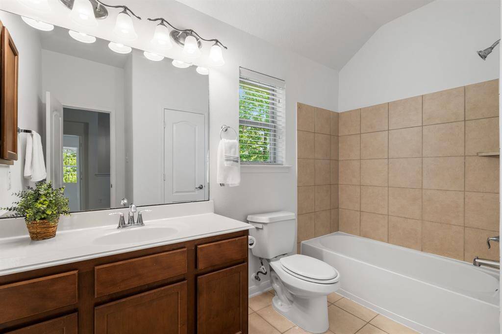 Secondary bathroom