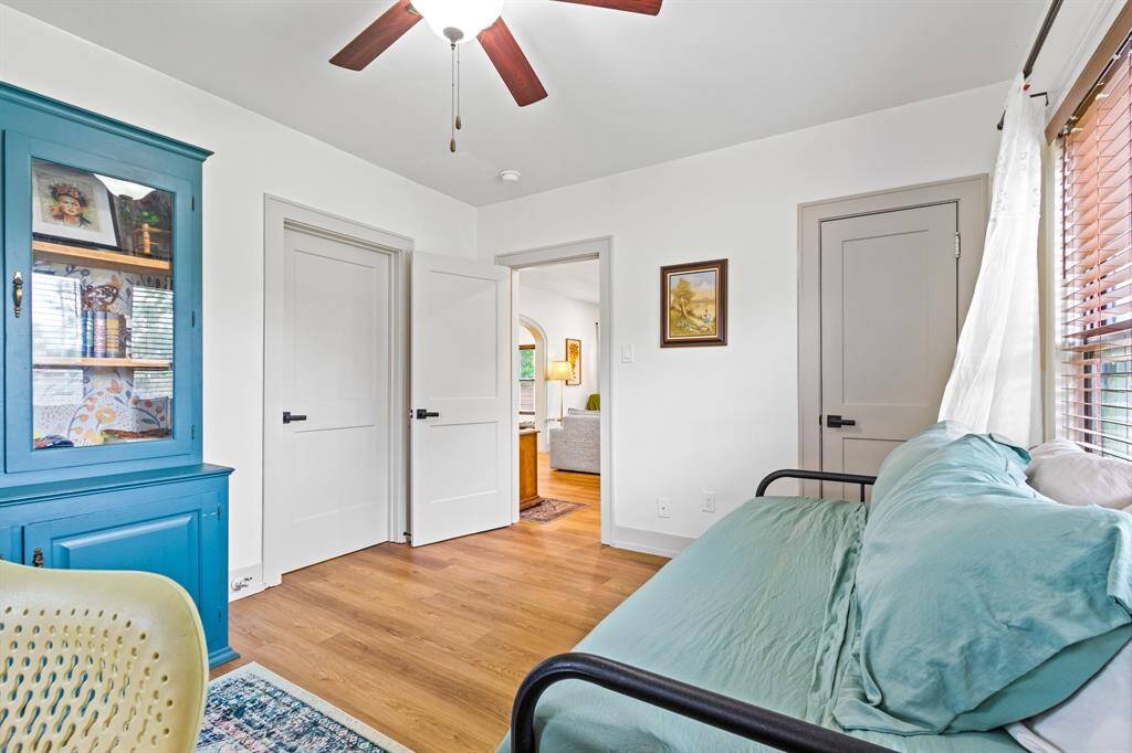 This bedroom connects to the second guest bedroom and the living room