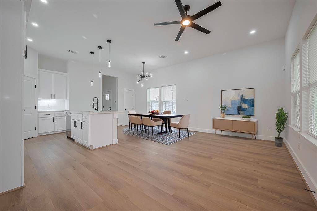 Virtually Staged Dining Area