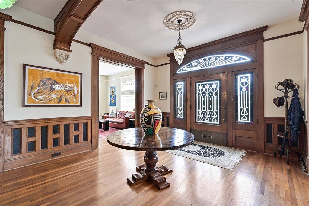 Copious Wall Space for Unique Art Collections or Oversized Item Displays!