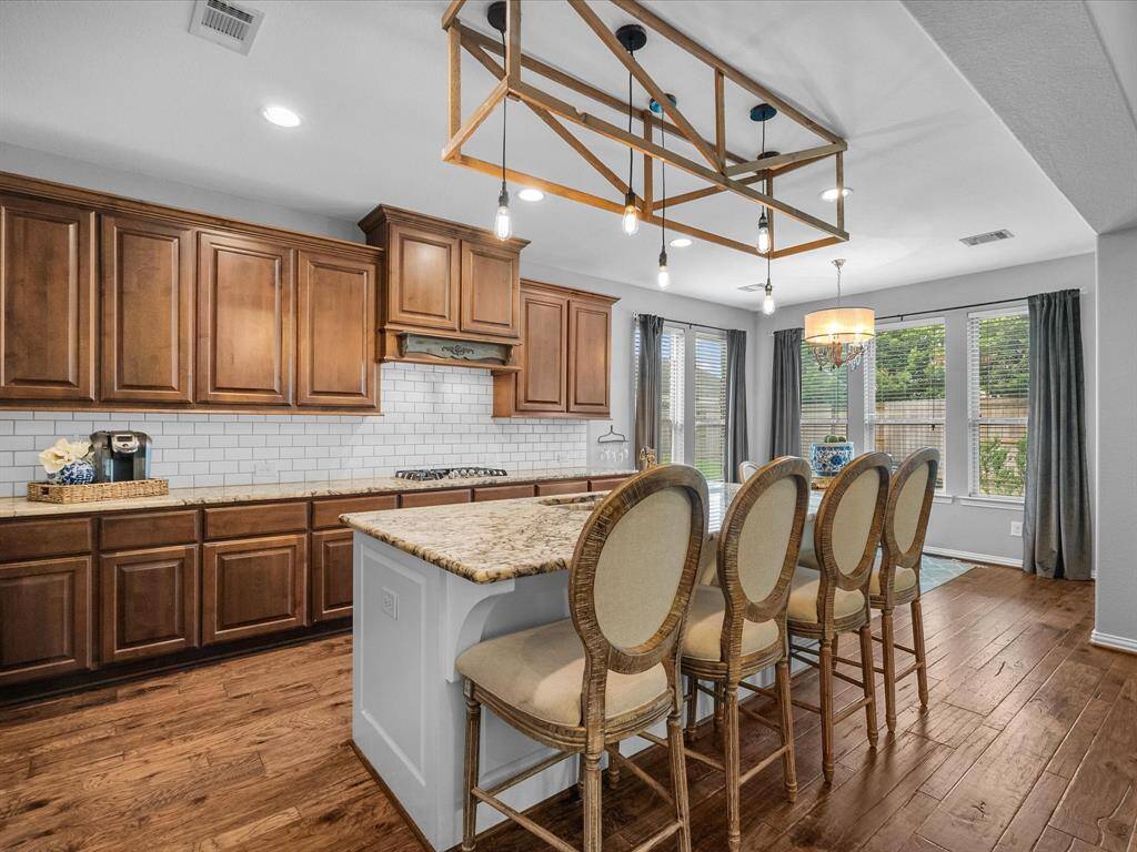 Breakfast nook