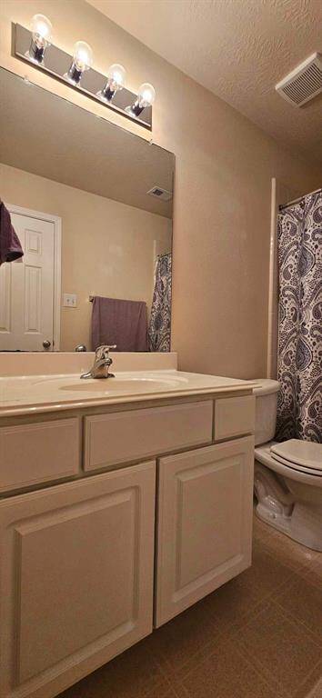 Upstairs Full bath