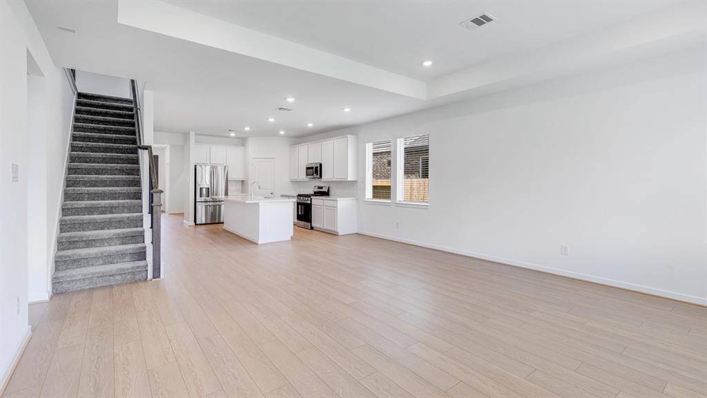 9722 Rialto Heights Drive ~ Ready Now!