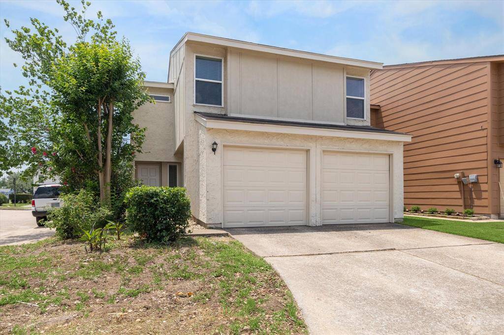 Discover your new home at 10311 Richmond Hill Dr! This charming property offers modern comfort and a spacious layout, perfect for family living. Enjoy the convenience of nearby amenities and a welcoming neighborhood. Don’t miss this opportunity!