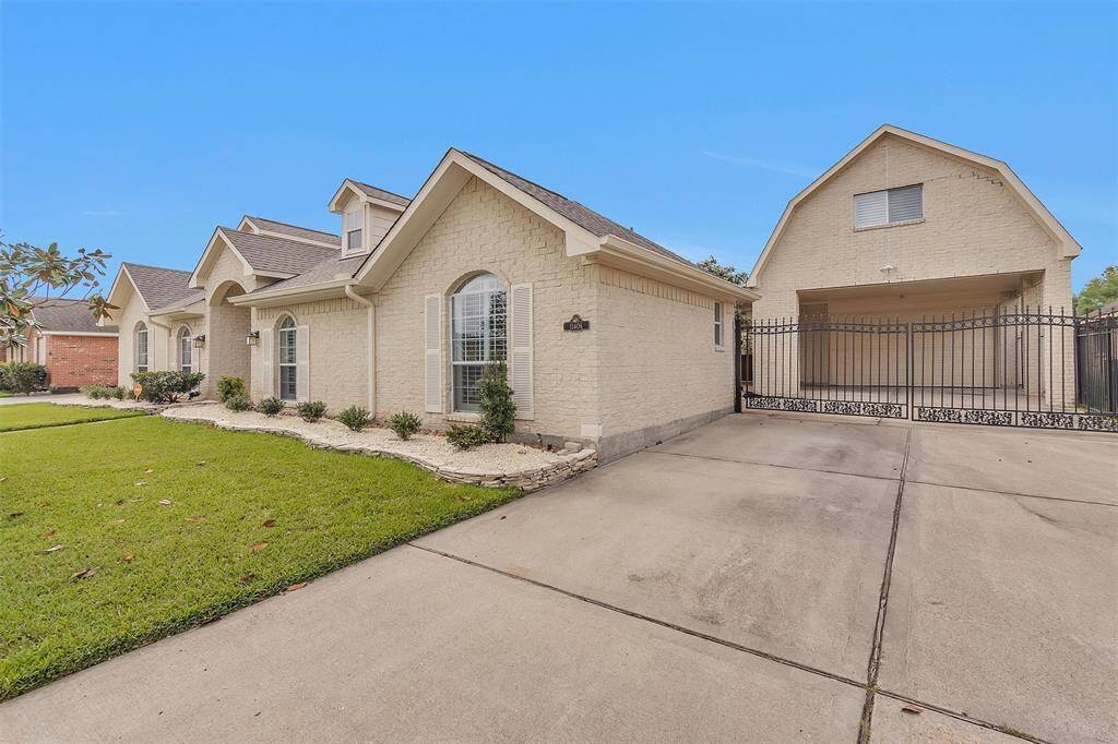 Lots of parking behind the Electronic Gate & Driveway, in the Attached Garage & Carport.