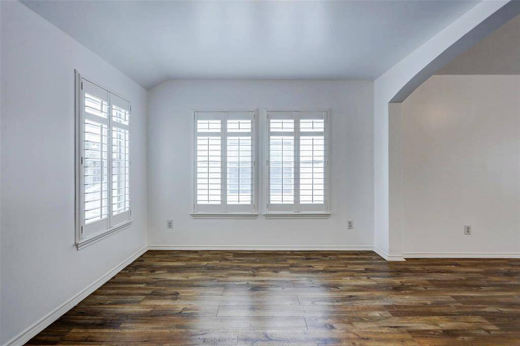 Extra room off primary bedroom