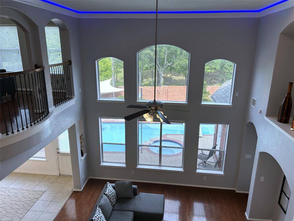 Ambience light behind crown molding