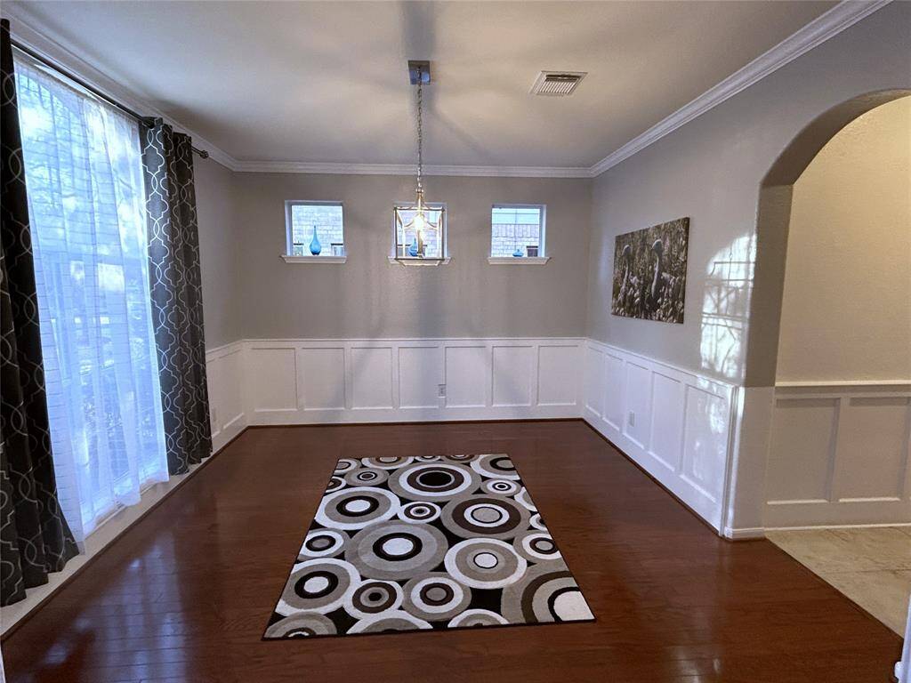 Formal dining room