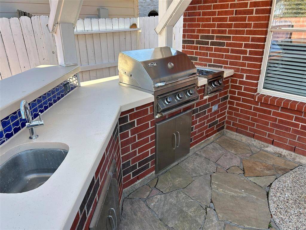 ... grill, side burners and undermount sink