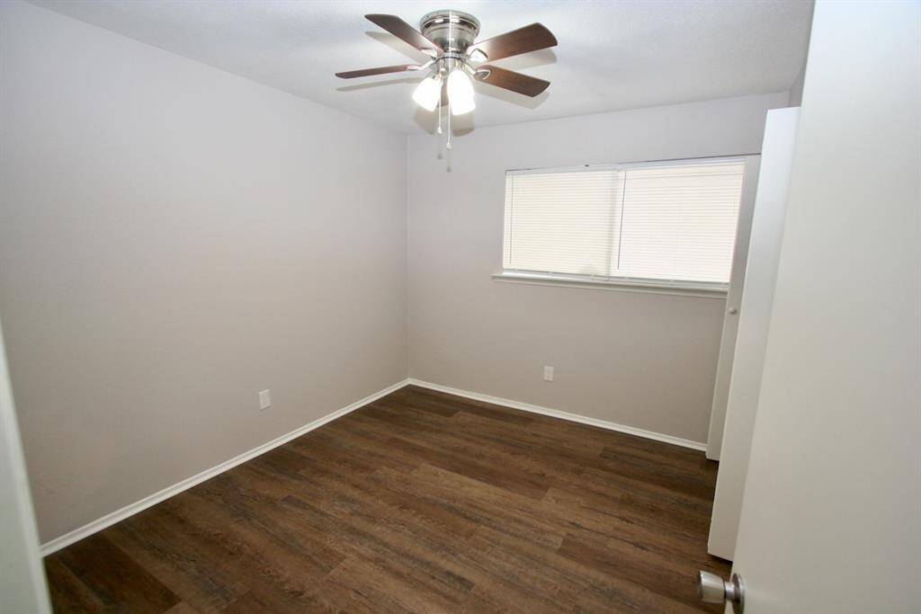Bedroom 2 - new ceiling fan.