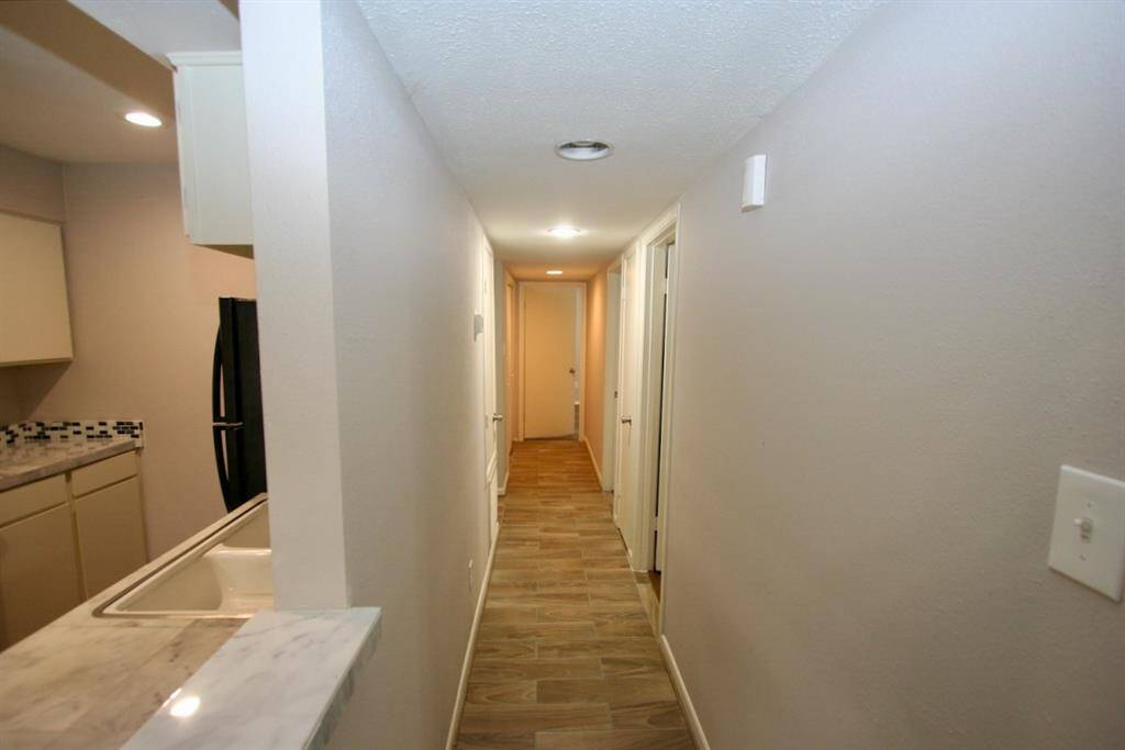 Heading to Primary. New floors.