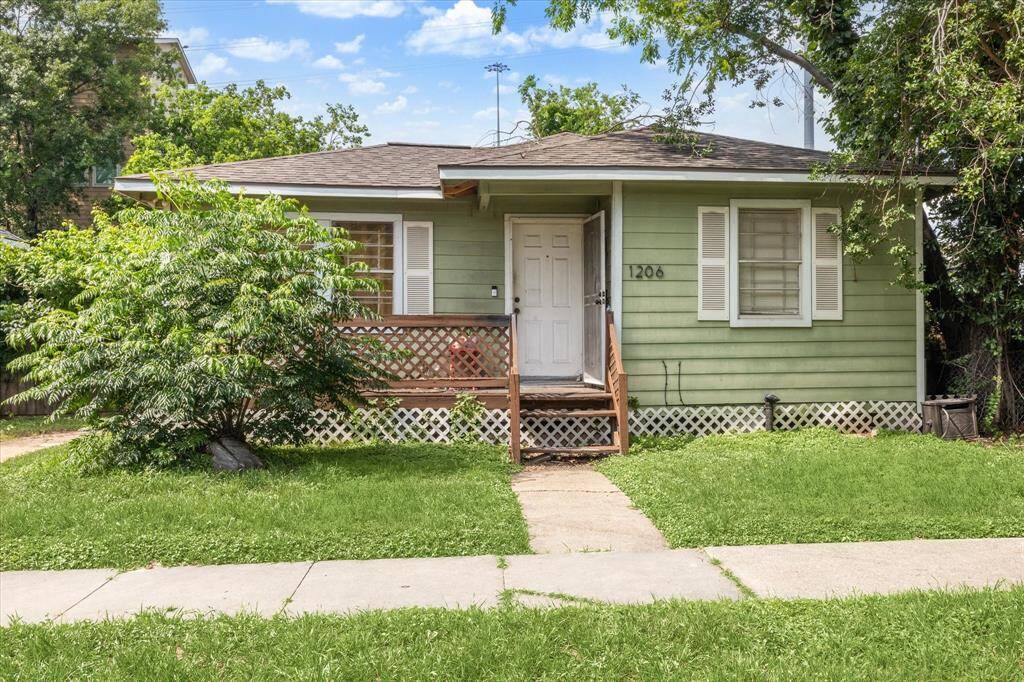 Welcome to 1206 Shearn St!
