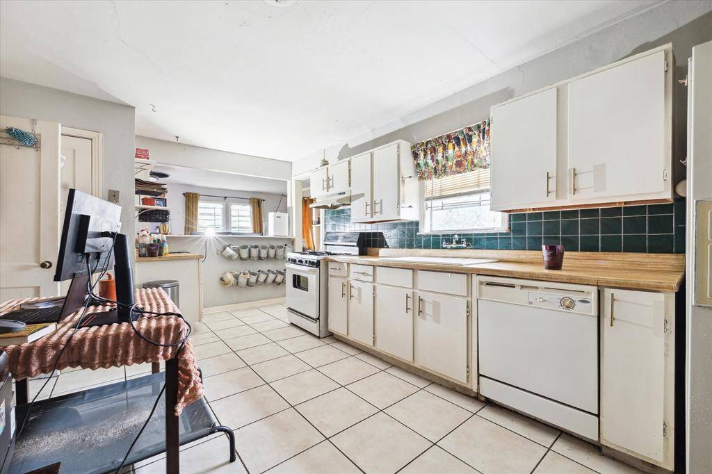 Alternate view of Kitchen