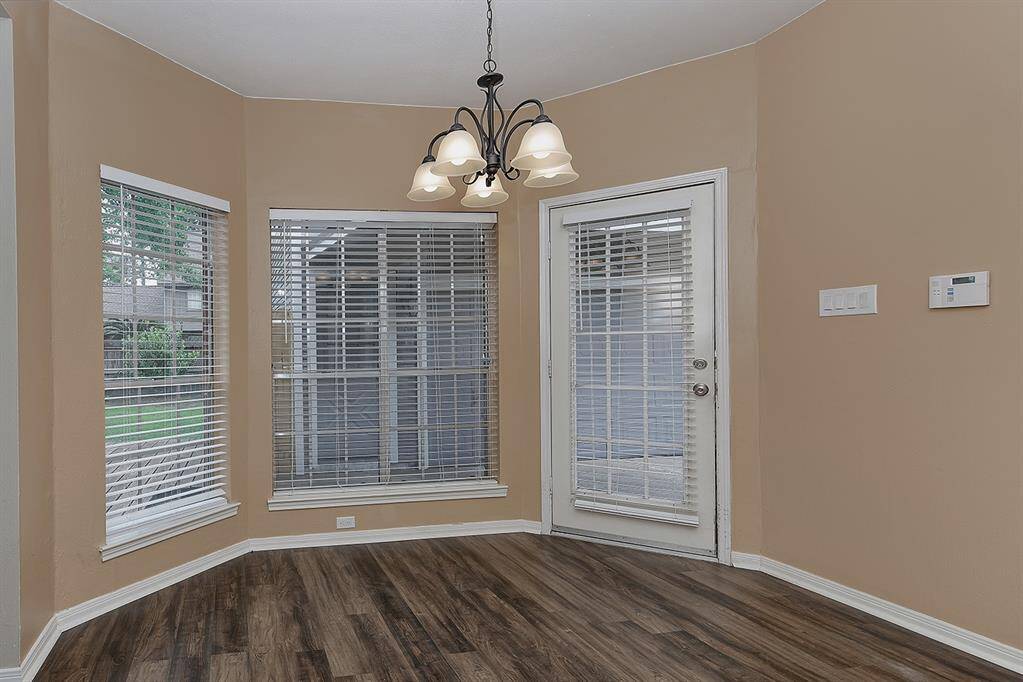 Breakfast Room