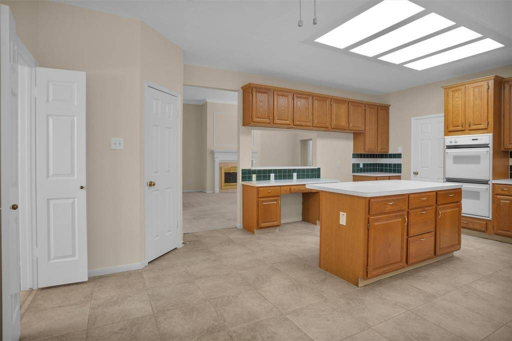 Kitchen is also open to the living room
