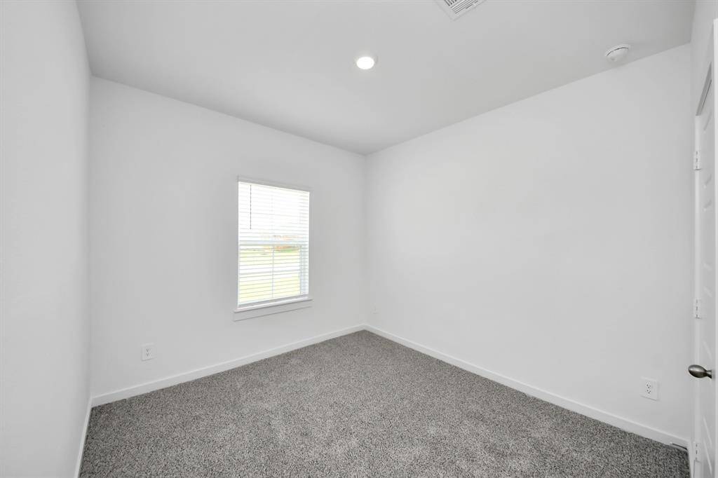 Secondary bedroom 1st floor