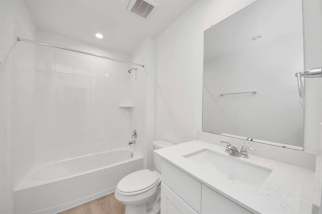 Secondary Bathroom