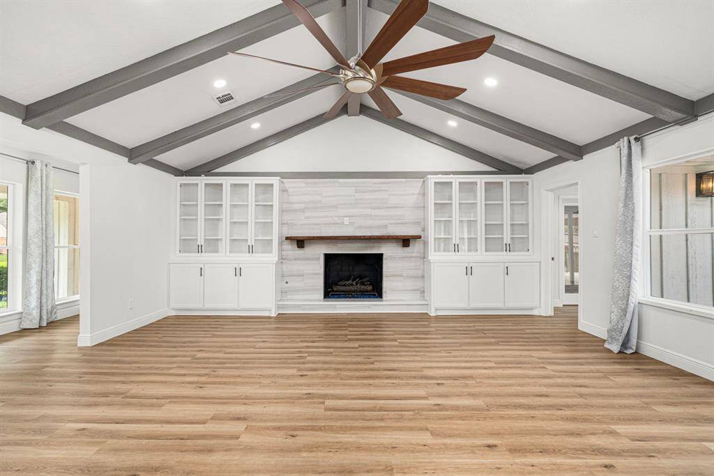 Gas fireplace & built-ins.