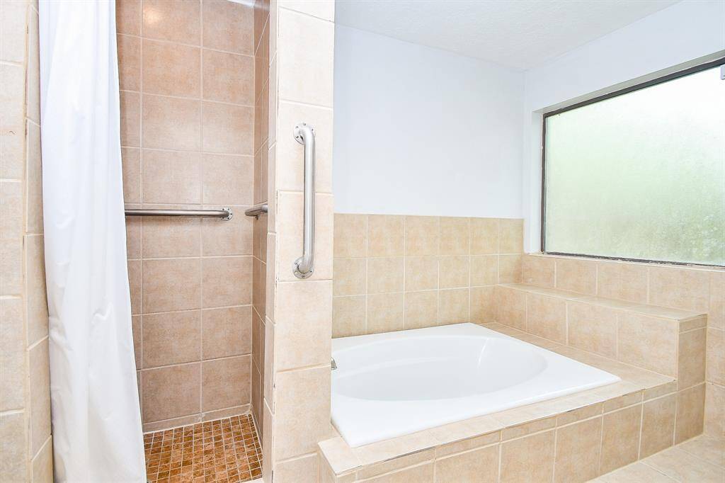 A Separate Garden Tub and Shower!