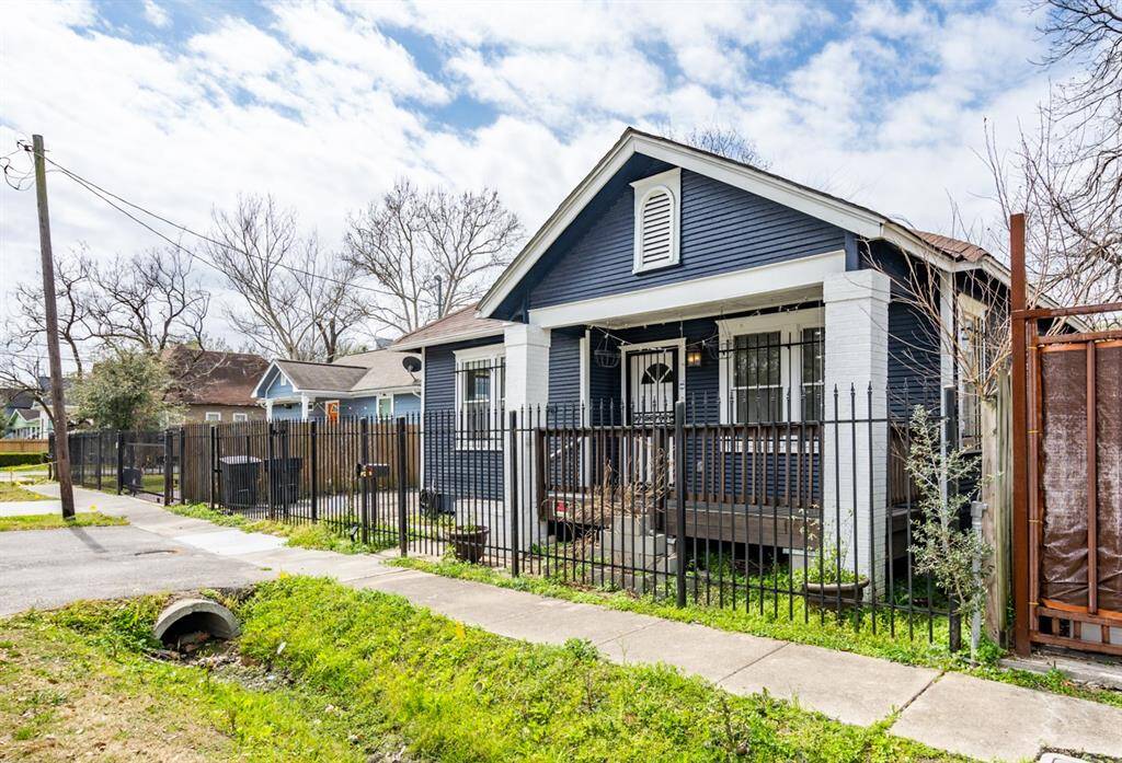 Schedule a showing today!