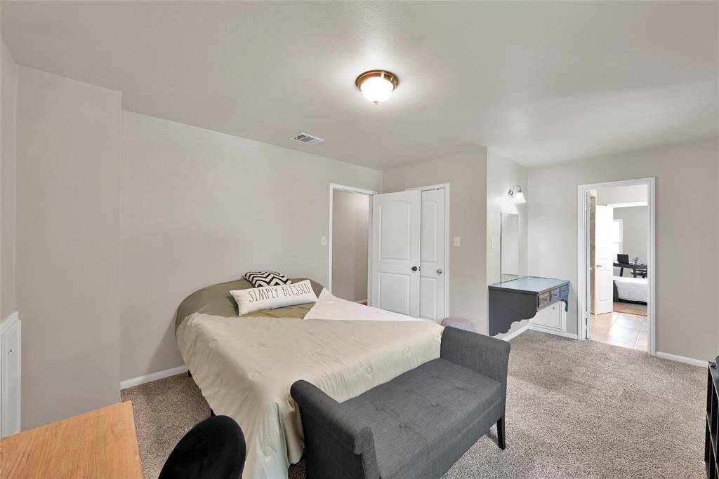 Secondary bedroom #4