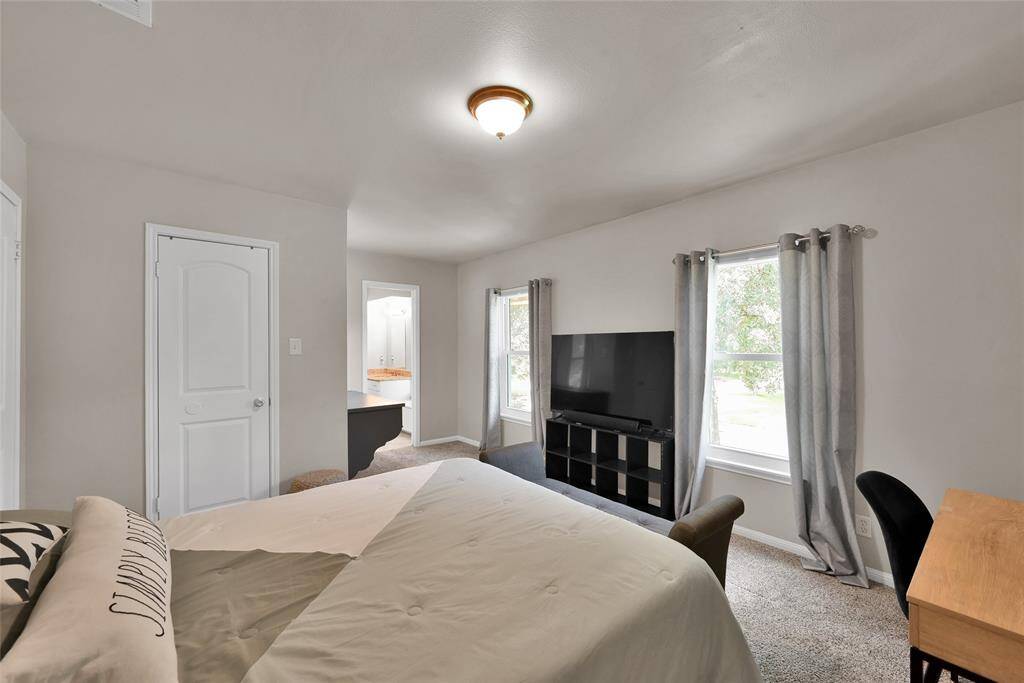 Secondary bedroom #4