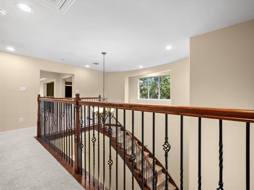 Primary Walk in Closet