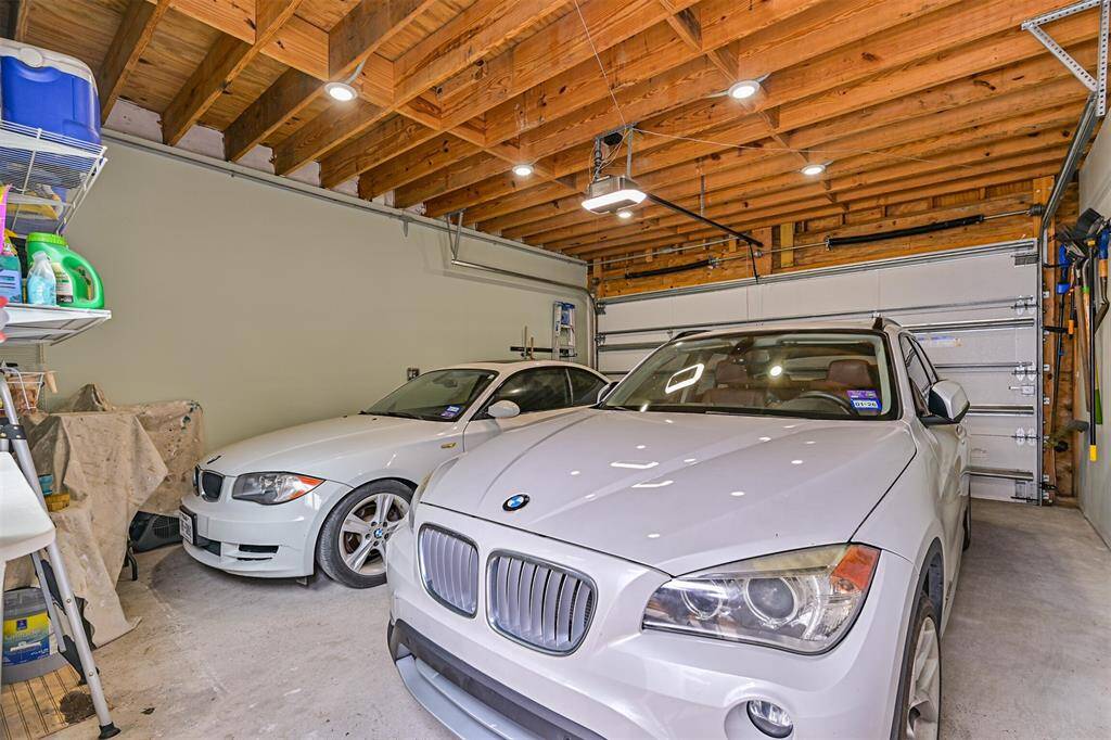 Clean Garage Space for Two Cars