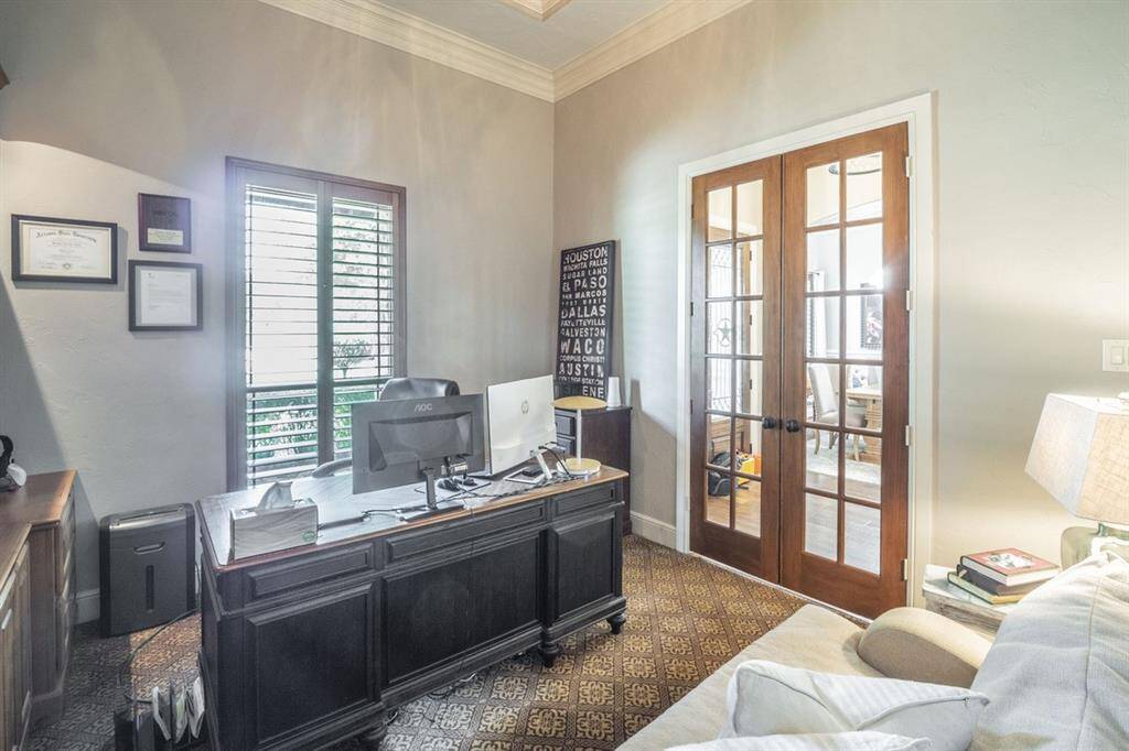 Property Image 38