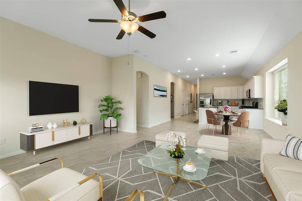 Living area (virtually staged)