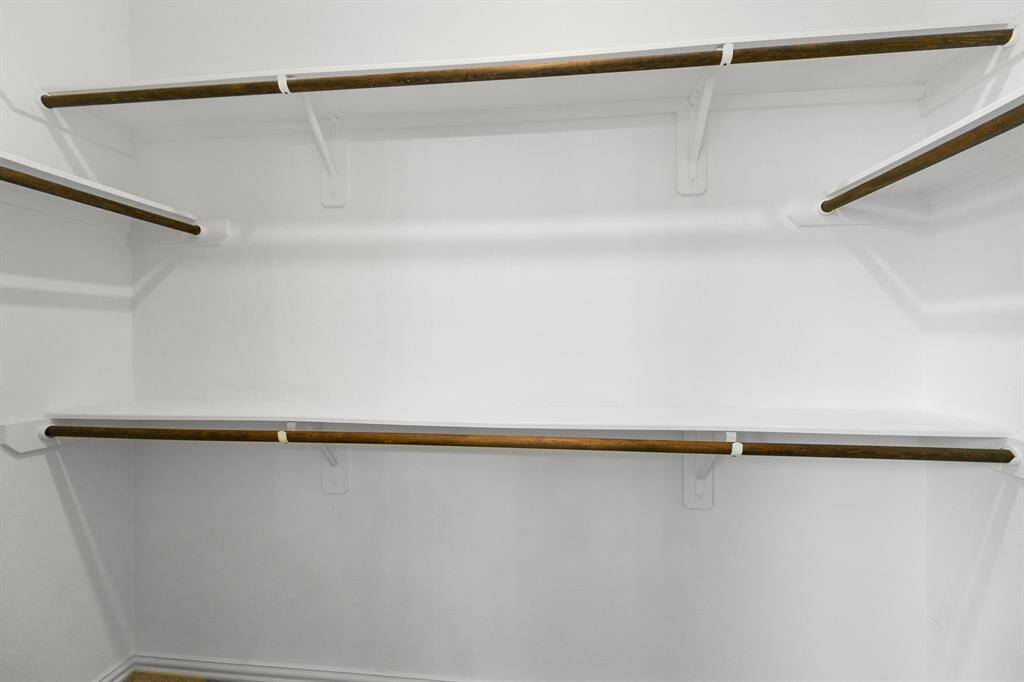 Walking closet