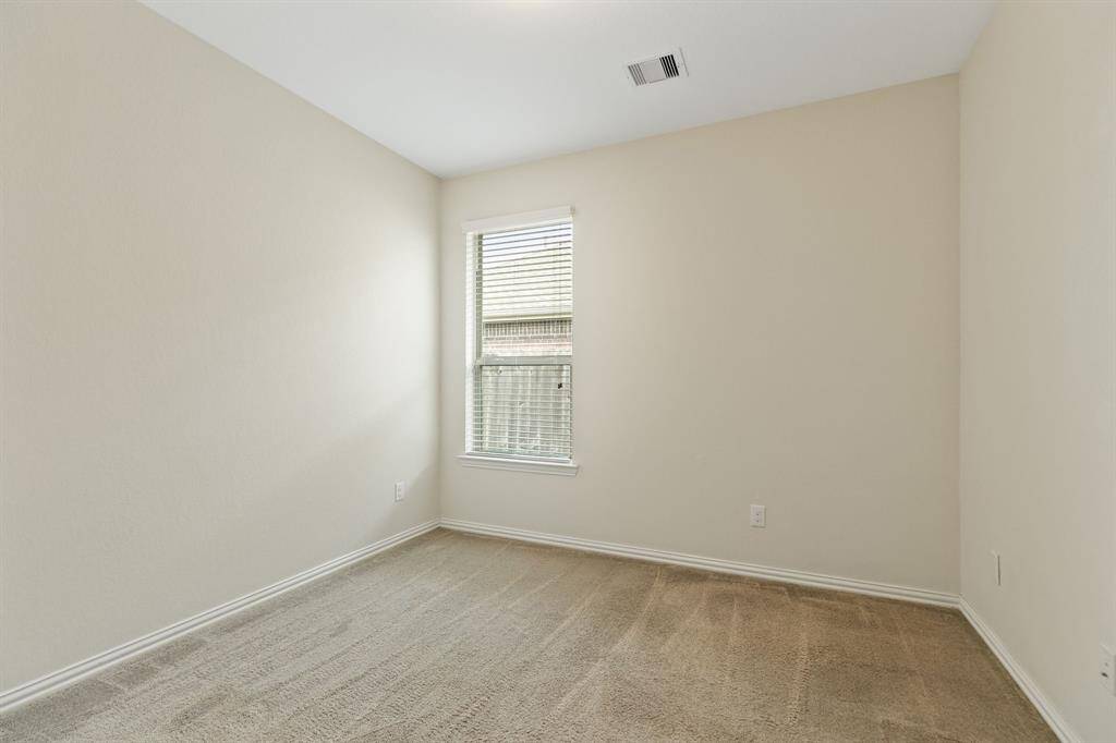 Secondary bedroom 3