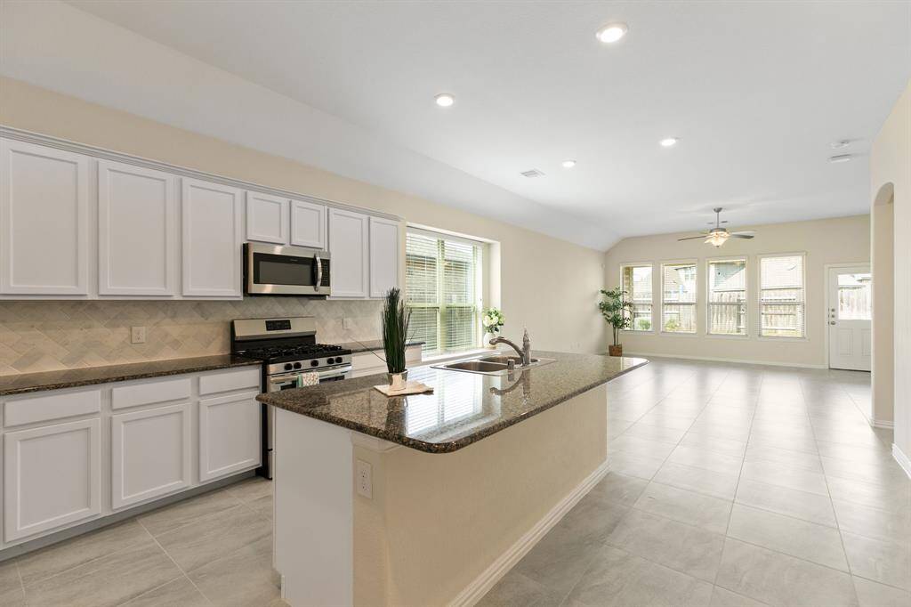 Beautiful white cabinets