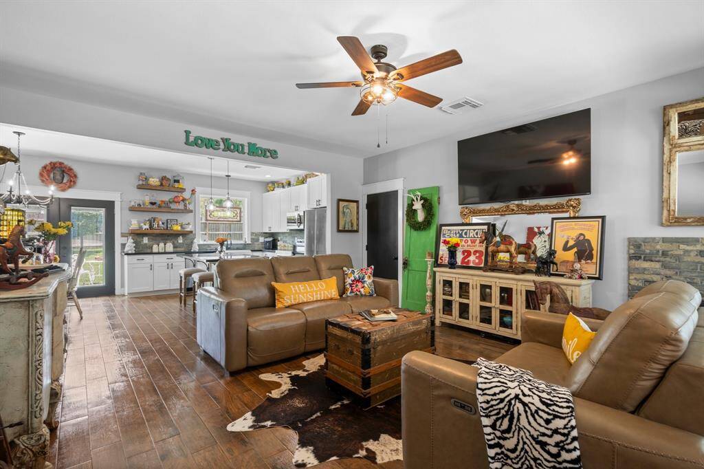 Visualize your family living in this comfy yet modern home!  Where would you place your couches and furniture?