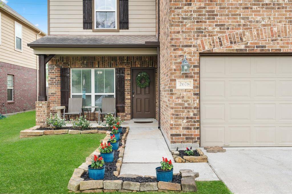A welcoming front porch!