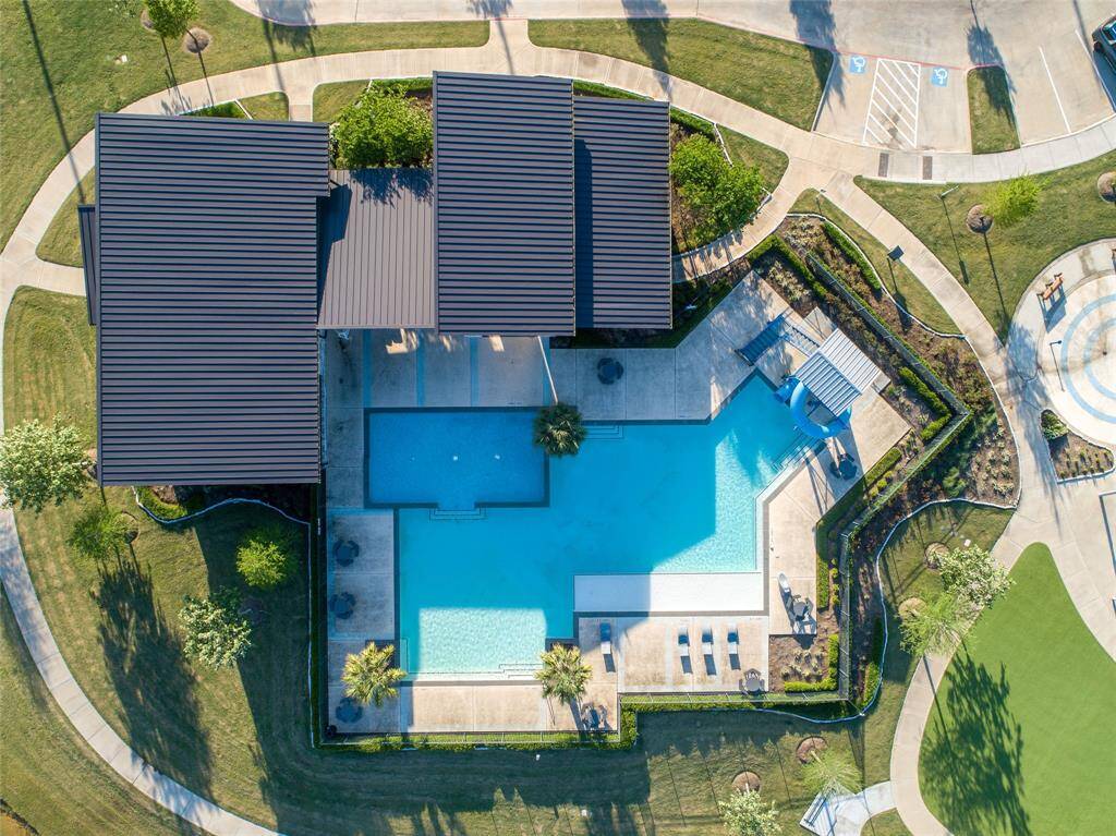 COMMUNITY POOL