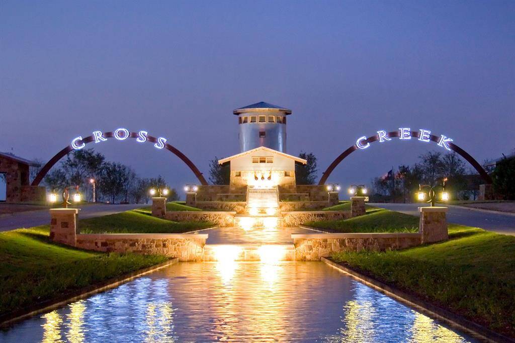 Cross Creek Ranch is one of the best ranks master developments in Houston & Surrounding areas