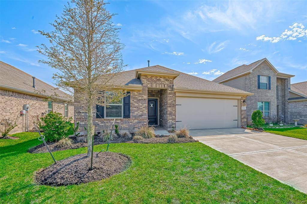 Welcome to 3718 Whirling Way.