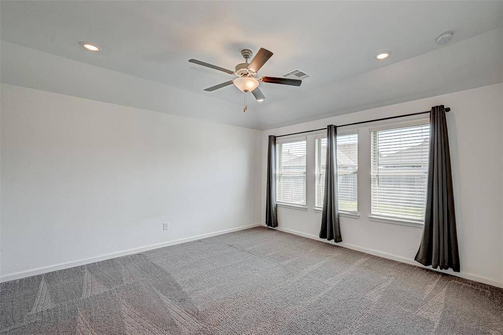Huge primary bedroom.