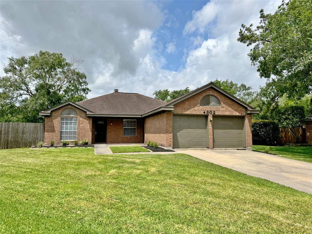 Welcome to 4302 Duesenberg Court!