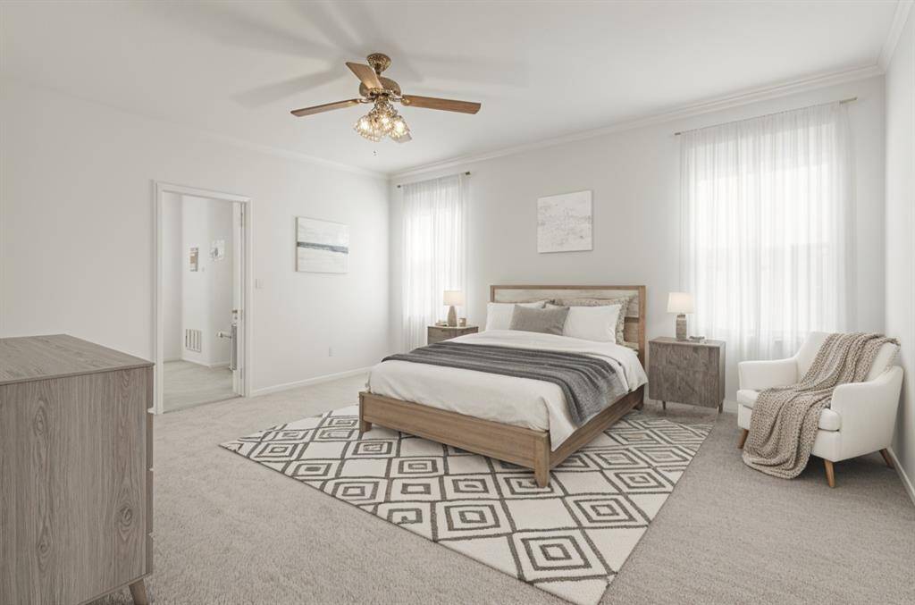 ***Virtually Staged to show the room's potential when furnitures are added***