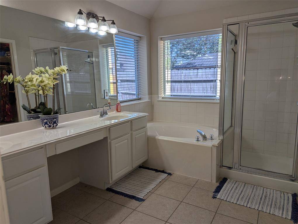 Owners Bathroom