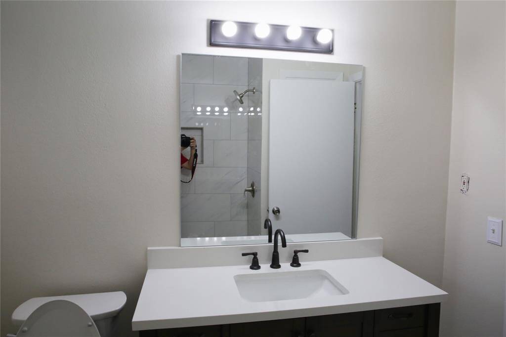 Main bath 3