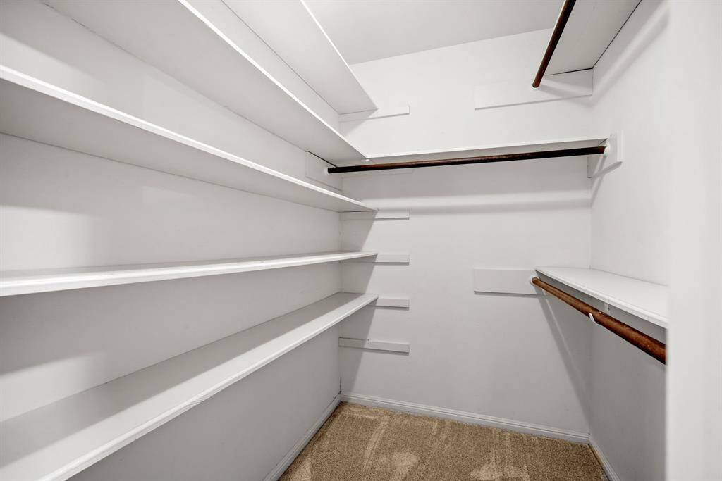 Walk-in closet