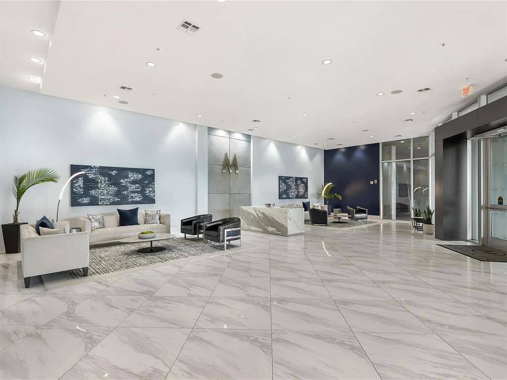 Mosaic Residential North Condominium!