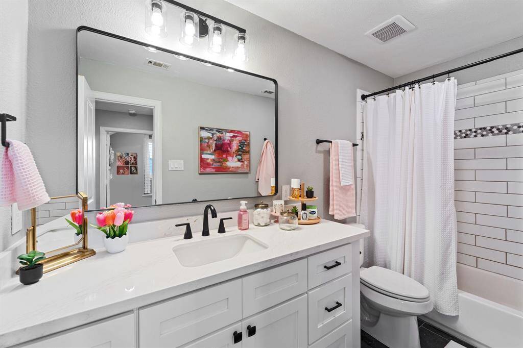 Fully remodeled upstairs bathroom