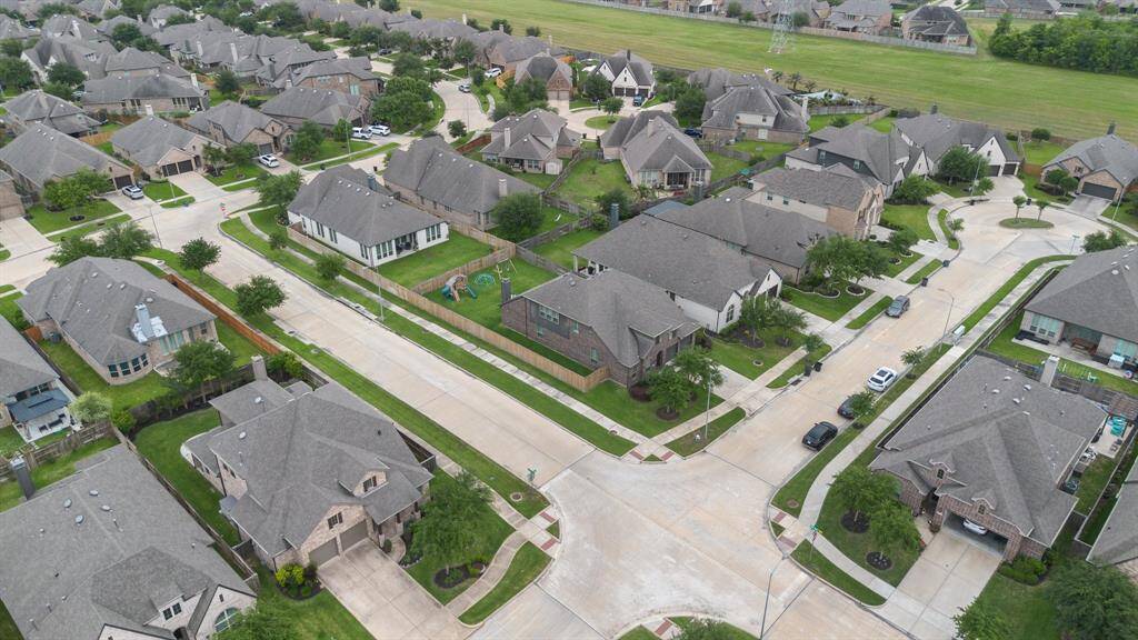 Easy access to the Grand Parkway