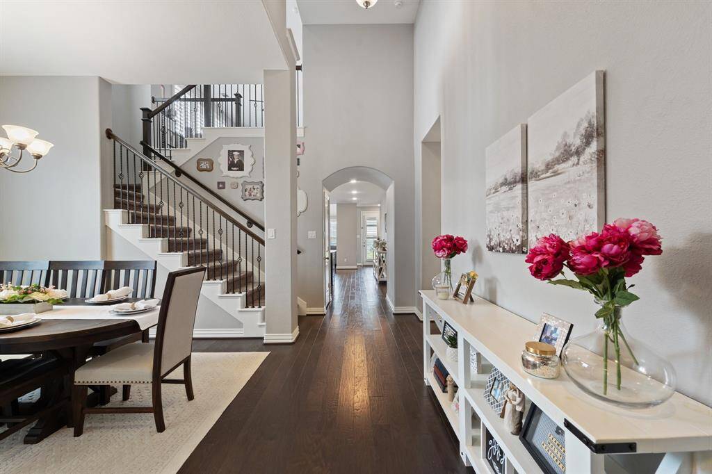 Tall ceilings and abundant natural light